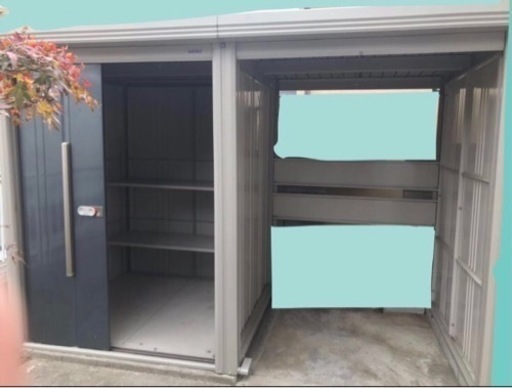 【中古品】TAKUBO タクボ物置 駐輪場付き 高さ2110×幅3095×奥行1795mm 鍵付き 解体済み