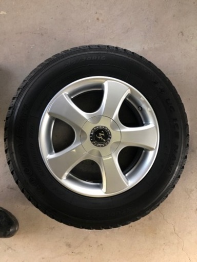 スタッドレス　215/70R16 4本 ホイール付き