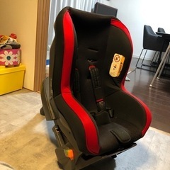 タカタ アイフィックスISOFIXチャイルドシート、7000円✨