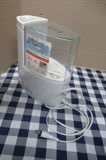 アイリスオーヤマ　SHM-250U 加熱式加湿器　250ml 　正常作動品　コンパクト　卓上　ホワイト/グリーン