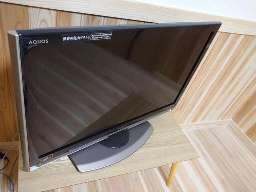 AQUOS　アクオス　液晶テレビ　32インチ