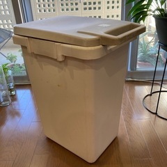 無料！ゴミ箱　12/10まで