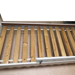 IKEA KRITTER（クリッテル） キッズ用ベッド差し上げます