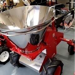 丸山製自走式肥料散布機　MMB-103