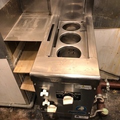 厨房機器　冷蔵庫　茹で麺機　製氷機などの画像