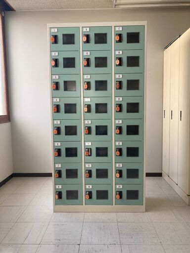 3列8段24人用下足ロッカーW900×D350×H1790