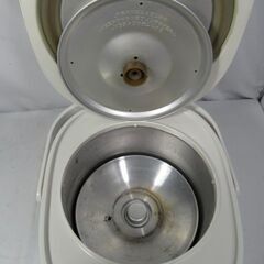 J3412/1ヶ月保証/炊飯器/炊飯ジャー/3.5合炊き/ホワイト/シーシーピー/CCP/BK-R60/中古品/の画像
