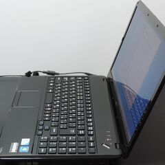NEC LaVie ノートパソコンの画像