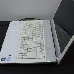 Sony Vaio ノートパソコンの画像