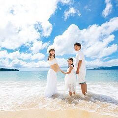 沖縄本島のビーチでマタニティフォトの画像