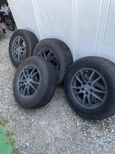 ブリヂストン　ブリザック　17年製