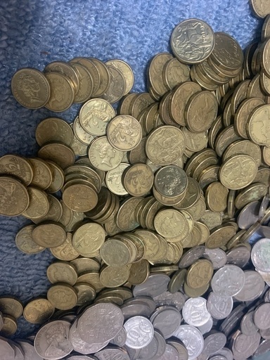 オーストラリアドル600ドルになります、