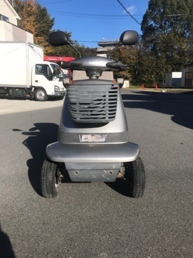 電動車いす  老人 介護用 充電式 4車輪 中古品
