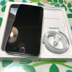 iPhoneSE(第二世代)　64G 白色 SIMフリー未使用