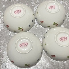 中古食器❤︎ナルミ❤︎小鉢４個