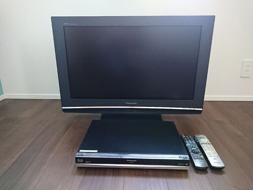 VIELA 32V型 2008年製/DIGA Blu-ray 2008年製