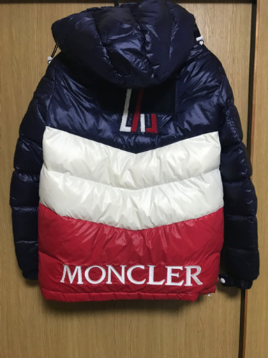 ダウンジャケット