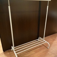 ハンガーラック
