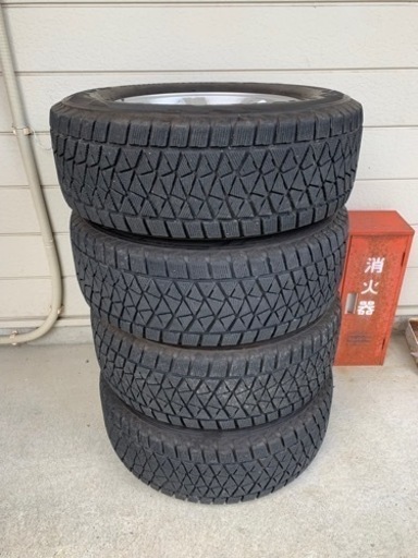スタッドレス　6穴　ブリヂストン　DM-V2 265/65R17  ４本