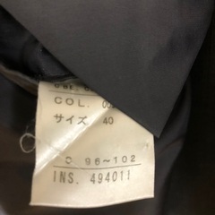 CKメンズスーツの画像