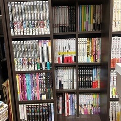 漫画まとめ売り、スライド本棚の画像