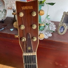 現在お話中です。ヤマハ　アコースティックギター　弦切れの画像