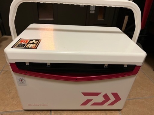 クーラーボックス ダイワ20L ・タックルボックスVS-7070