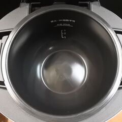 SHARP 20年 KN-HW16F-W 水なし自動調理鍋 1.6L ホワイト系 ヘルシオホットクックの画像