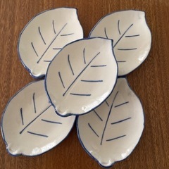 小皿　葉っぱ