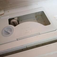 三菱ノンフロア冷凍冷蔵庫 MR-KE401NF-W形の画像