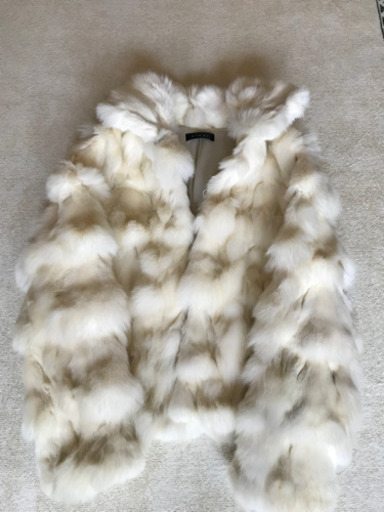 クリアーの毛皮コート　ホワイトフォックス