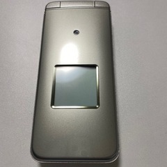 新年最終大値下げ！かんたんケータイ ライト KYF43
