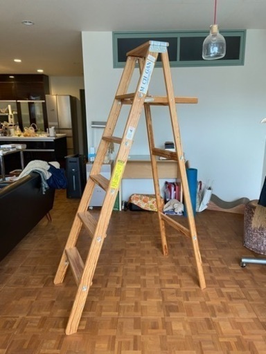 ミシガンラダー社木製ステップラダー、値下げしました