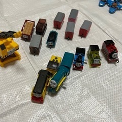 カプセルプラレール トーマスなどの画像