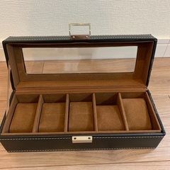 時計収納ケース　ガラス一部ひびありの画像