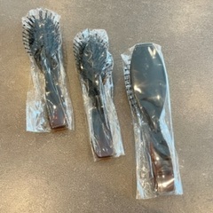 未使用ヘアブラシ おひとつ100円。の画像