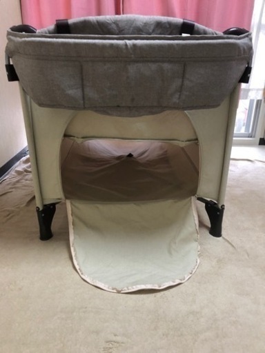 ベビーベッド 兼ベビーサークル超美品 値下げしました。
