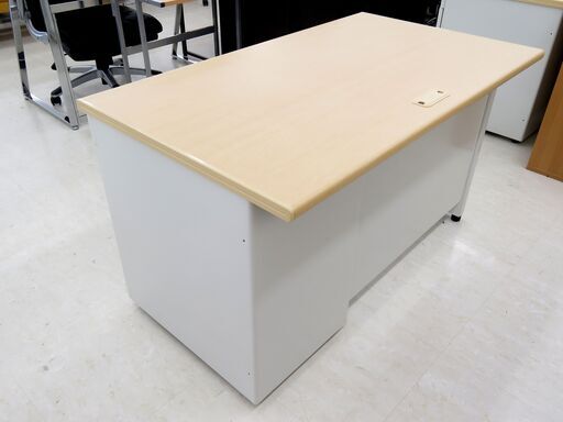北海度/千歳市 プラス スチール OA デスク① SP-126D-3 幅120×奥行70×高さ70㎝ PCデスクなどに 近郊配送/店頭