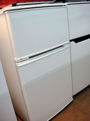 ユーイング 90L冷蔵庫 UR-D90J　　１４３