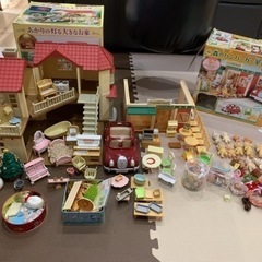 シルバニアファミリー あかりの灯る大きなお家+森のハンバーガー屋...