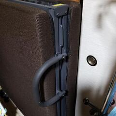 折り畳みシングルベッド無料で譲ります。