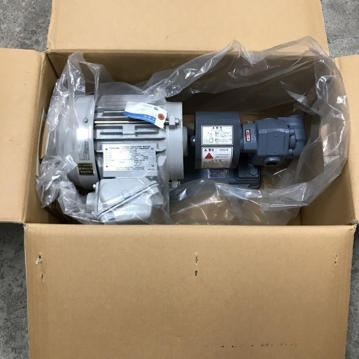 ポンプ 三相モートル 東芝 TOSHIBA FBKW8X 1.5KW 4POLES マンション用 200V モーター ポンプ ①