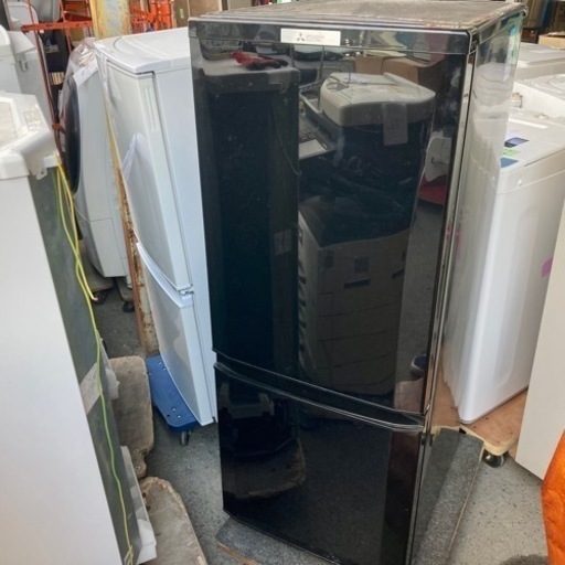 人気のブラック♪☆★MITSUBISHI 冷蔵庫 MR-P15Y 146L ★☆