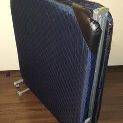 折り畳みベッドの画像