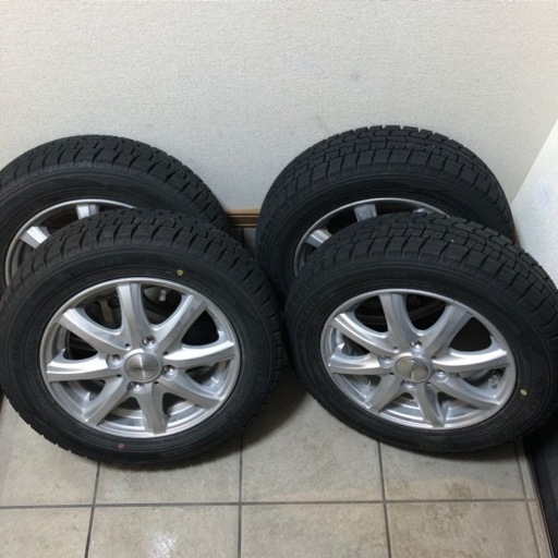 最終セール価格！！スタッドレスレスタイヤ　ホイール四本セットダンロップwinter wax wm02