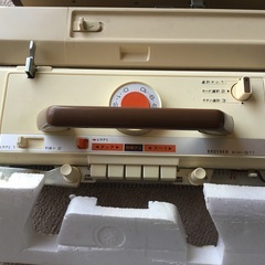 ブラザー編機(毛糸編み機)