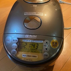 中古　象印炊飯器NPNB10無料でお譲りします