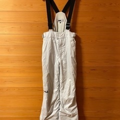 【値下げしました】 FILA  スキーウェア上下　160センチの画像