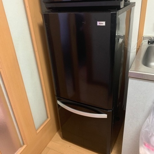 【冷蔵庫】【引越しのため】Haier (ハイアール) ハイアールジャパンセールス 138L 2ドア冷凍冷蔵庫 ブラック ■型番：JR-NF140K（K）