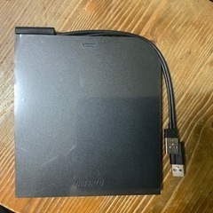 【受け渡し決定しました】外付けDVDプレイヤー【ほぼ未使用】